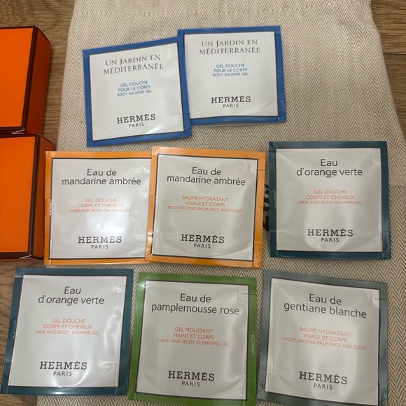 HERMES LE BAIN - Picture 3 of 5
